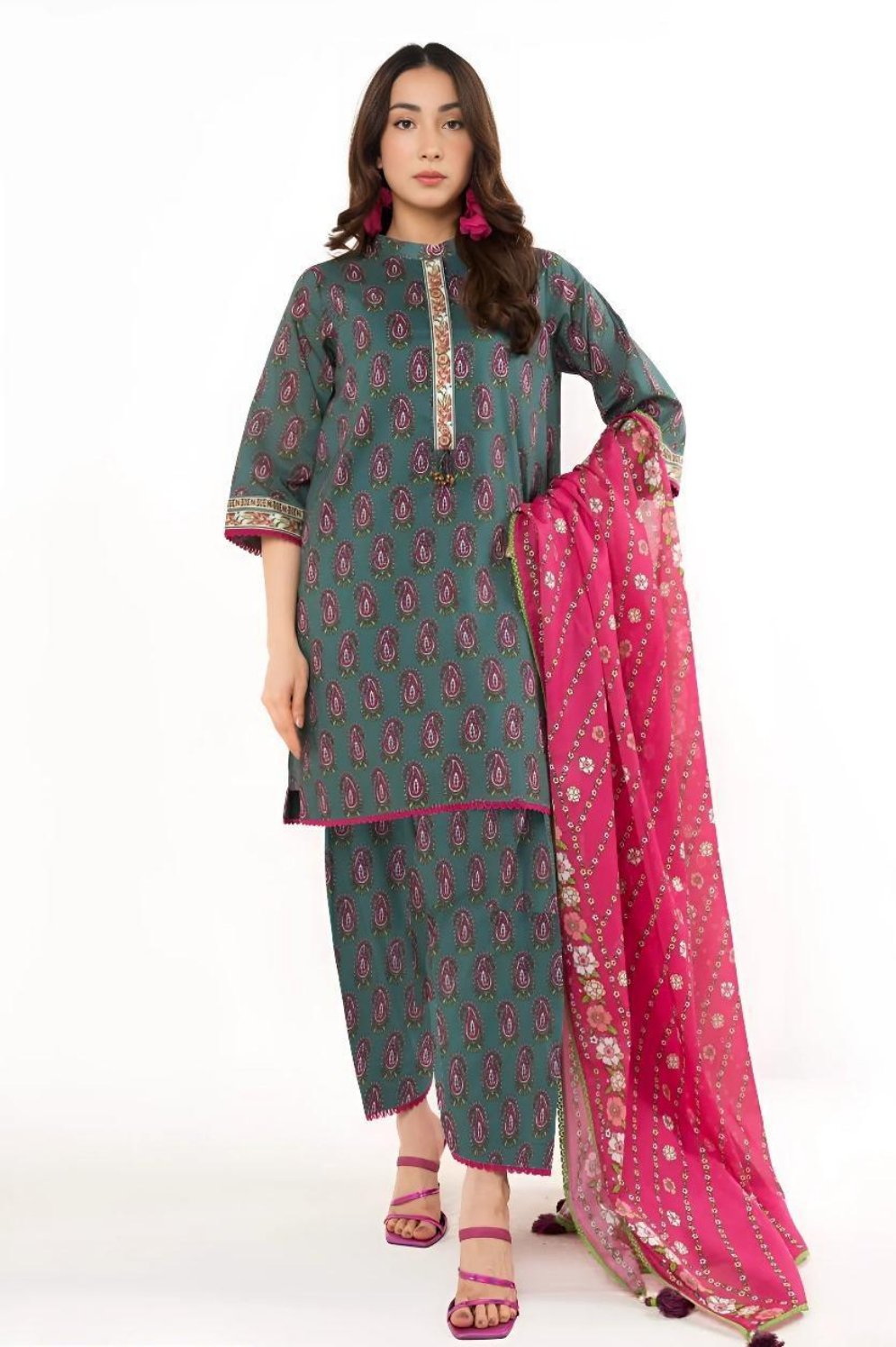 3 Pcs Women's Unstiched Printed Suit